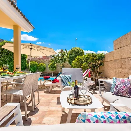 Beautiful Anna With Heated Pool Villa Costa Adeje (Tenerife)
